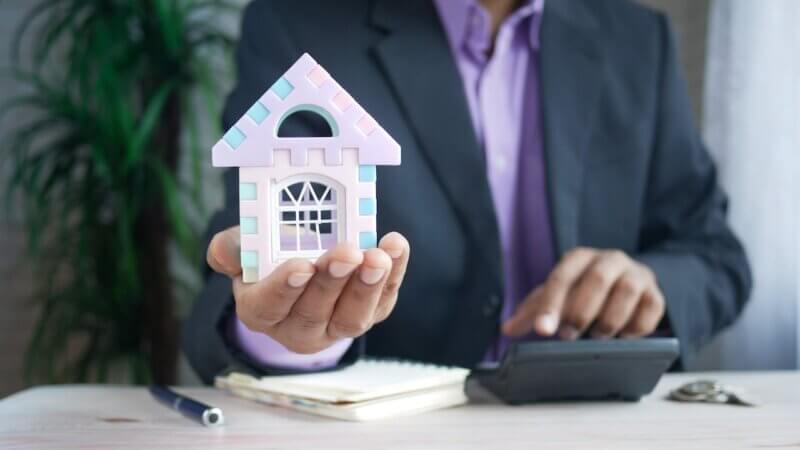 What Services Should a Charleston Property Management Company Provide?